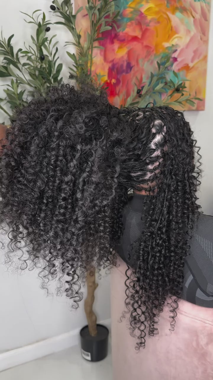 Load video: Human Hair Curly Bulk - Pure Virgin Italy